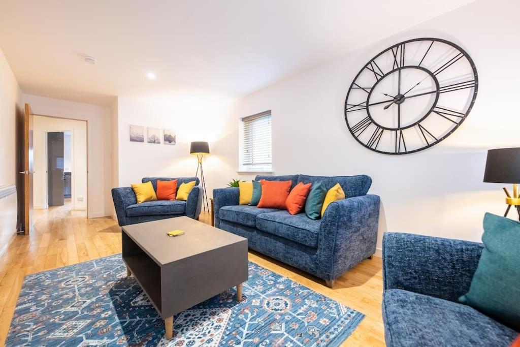Modern City Centre Apartment In Inverness Esterno foto