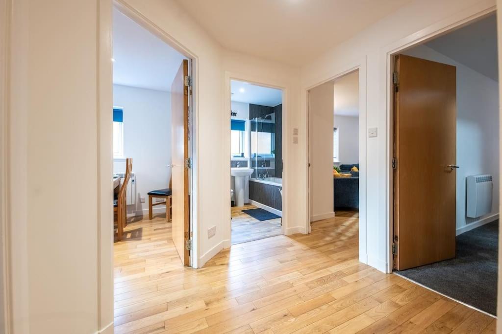 Modern City Centre Apartment In Inverness Esterno foto