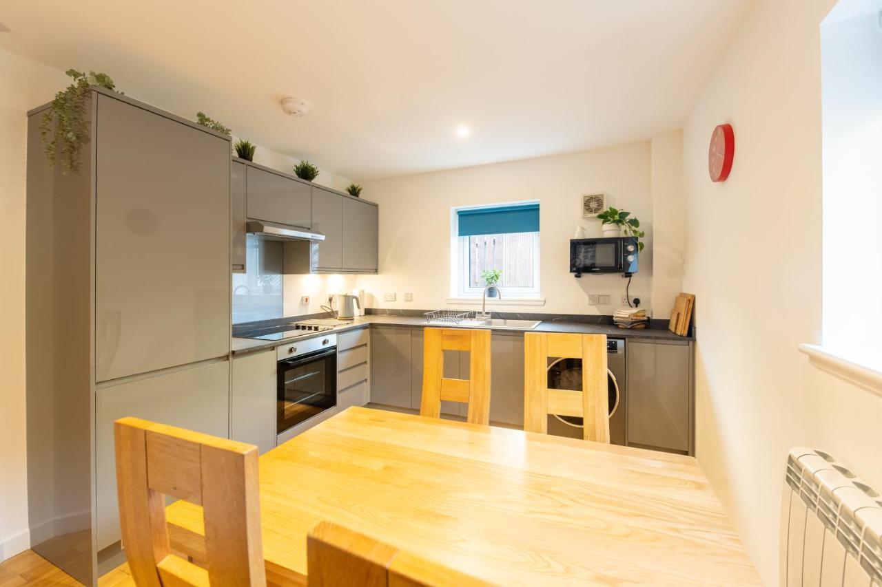 Modern City Centre Apartment In Inverness Esterno foto